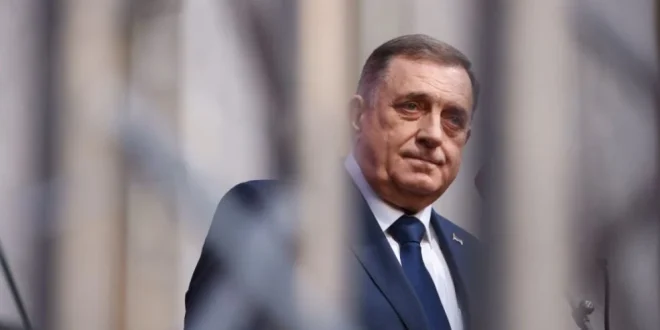 BOŠNJACI DOBILI UPOZORNJE: Dodikovi potezi su rani znak genocida, NATO mora biti spreman!