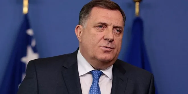Dodik brutalno napao sutkinju Senu Uzunović: "Kako prolaziš pored Bradine?"