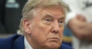 Oglasio se Donald Trump