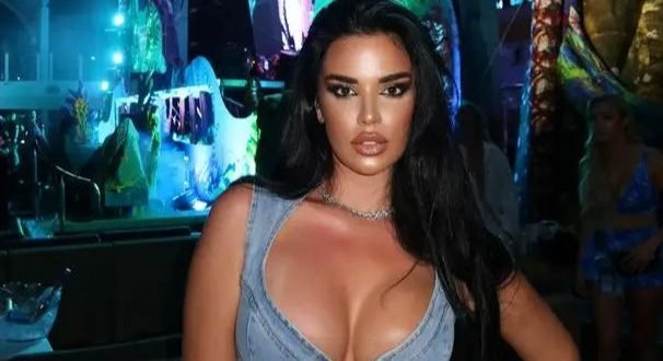 Golišava Ivana Knoll blista na Ibici: S kim je slavila otvaranje klupske sezone?