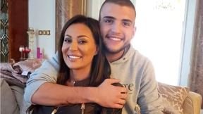 "Cecu smo skinuli golu u zatvoru, nije htela ali je morala": Pevačica od besa čupala kosu, ovako se ponašala u pritvoru