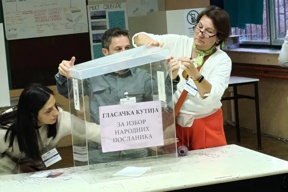 PRVI PRELIMINARNI REZULTATI IZBORA U SRBIJI: Objavljene prve brojke – evo ko trenutno vodi!
