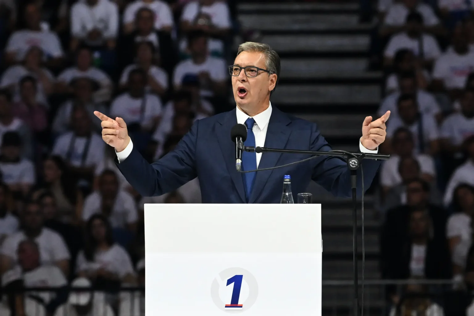 POLITIČKA BOMBA PRED IZBORE! OPOZICIJA OTKRILA INFORMACIJE O VUČIĆU KOJE SU ŠOKIRALE SRBIJU!