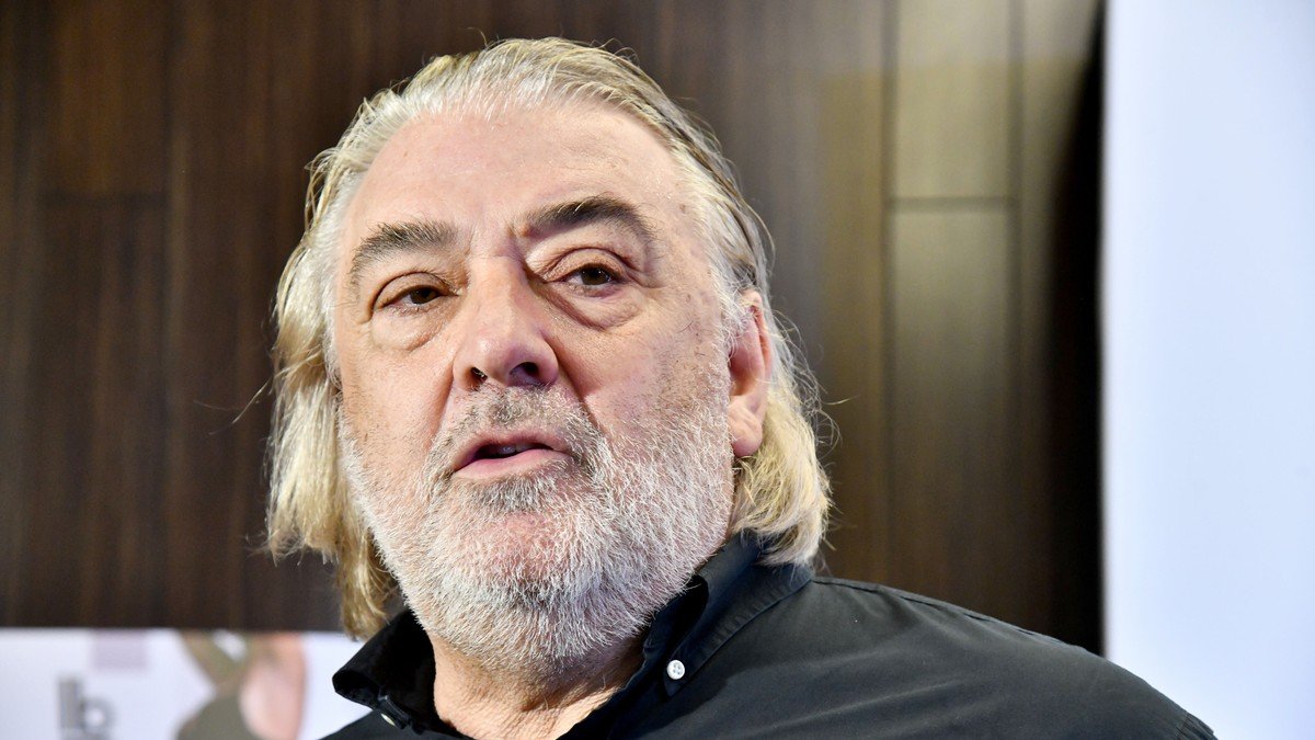 OVO JE PRVA ŽENA BOBE ŽIVOJINOVIĆA Kažu da je bila najlepša Beograđanka: Sa njom je dobio najstarijeg sina, a posle razvoda se udala za košarkaša -Evo kako ona danas izgleda